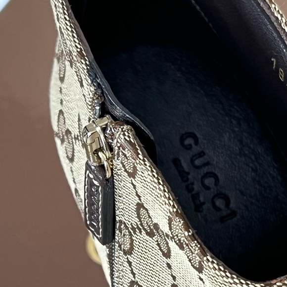 Gucci Beige Ebony Ankle Heeled Bootie - Picture 12 of 14